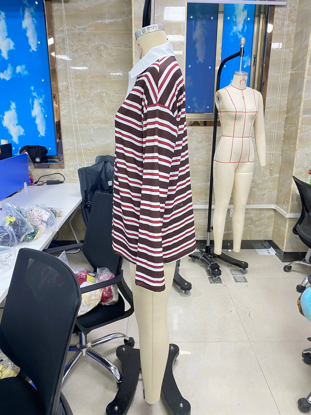 Korean Style Striped V-Neck Sweatshirt - Women's Vintage Y2K Button Pullover Top