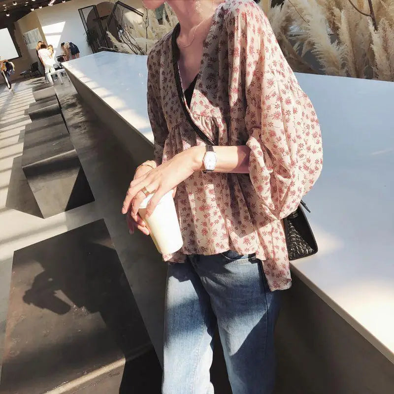 Korean Style Floral Chiffon Blouse - V-Neck Long Sleeve Women's Shirt