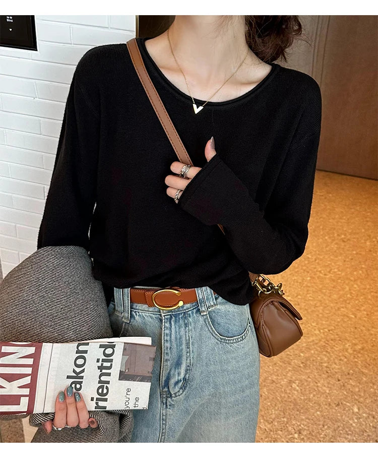 Korean Style Loose Fit Round Neck Sweater - Women's Soft Knit Pullover