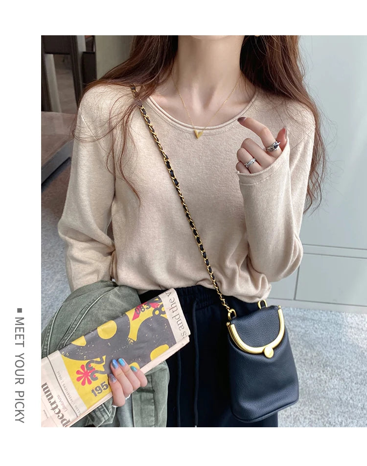 Korean Style Loose Fit Round Neck Sweater - Women's Soft Knit Pullover