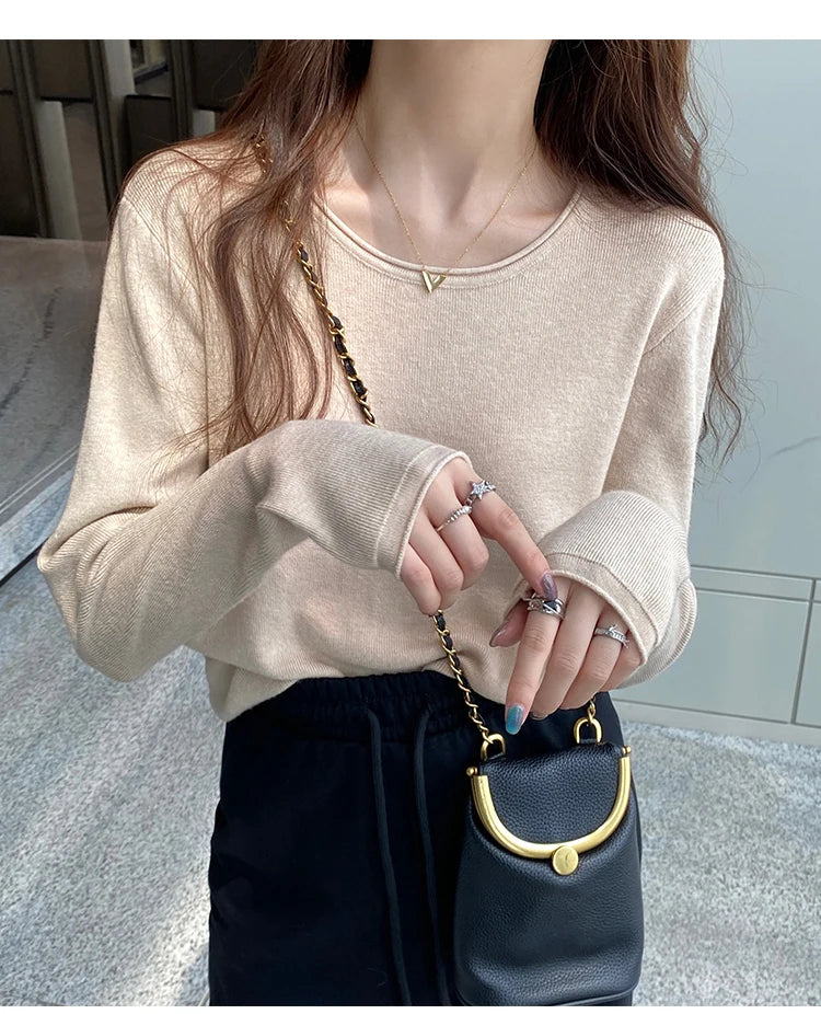 Korean Style Loose Fit Round Neck Sweater - Women's Soft Knit Pullover