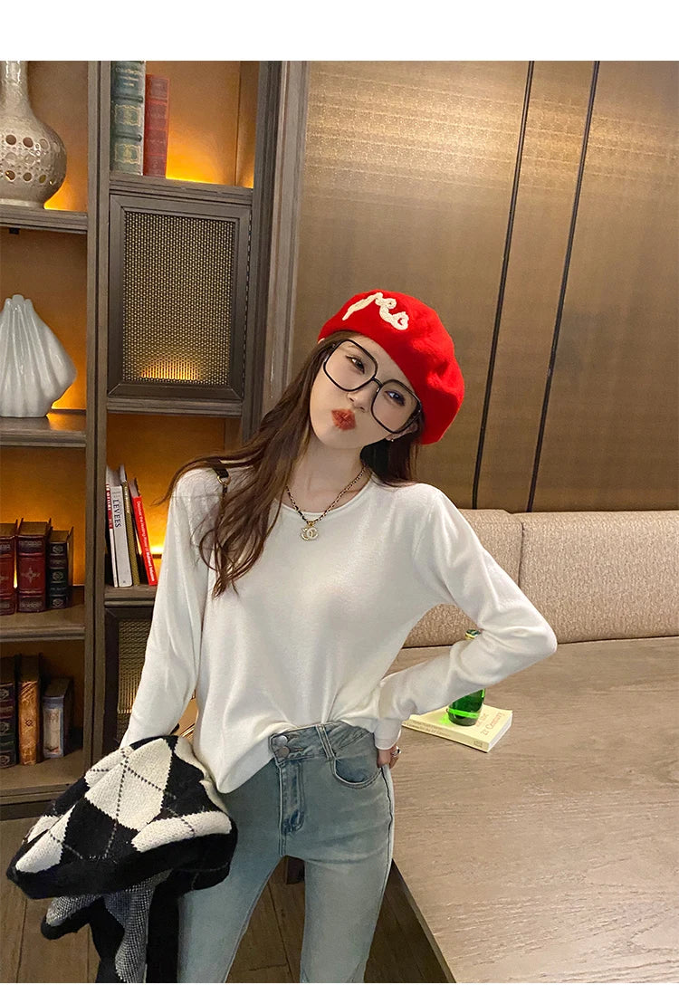 Korean Style Loose Fit Round Neck Sweater - Women's Soft Knit Pullover