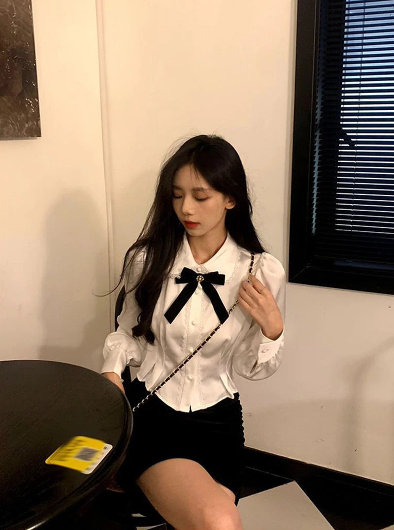 Korean Style White Lace Blouse - Elegant Peter Pan Collar Shirt with Bow Detail