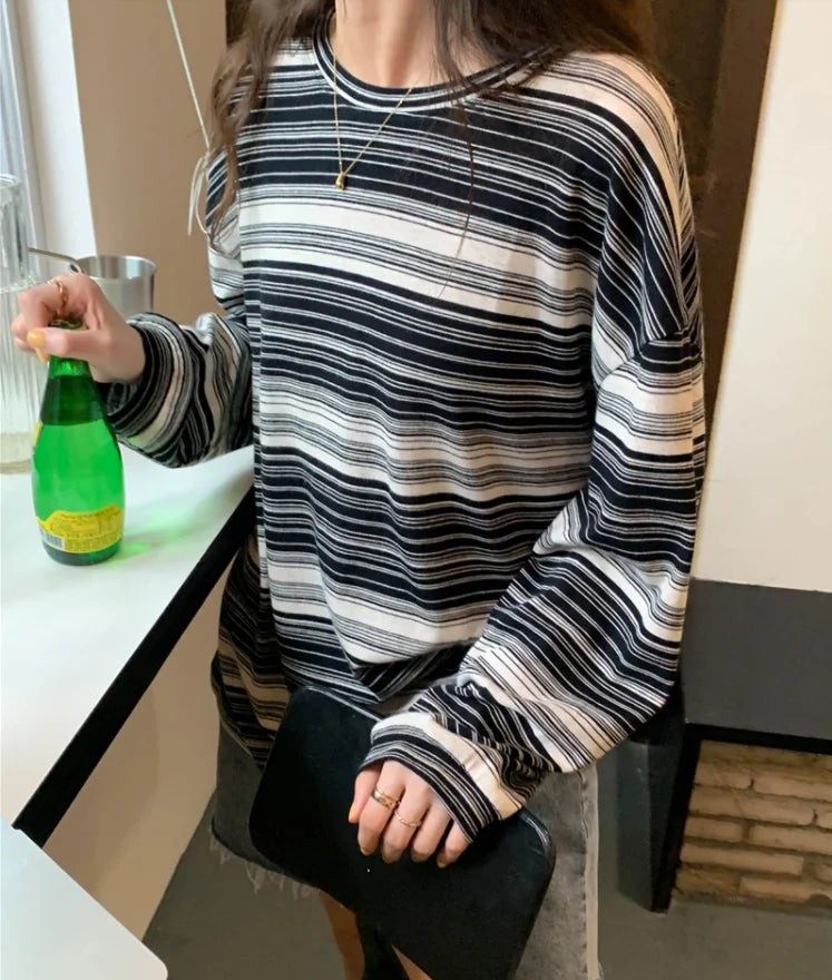 Korean Style Vintage Striped Long Sleeve T-Shirt - Women's Loose Fit Top